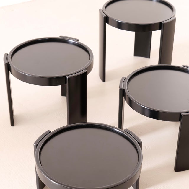 1980s Vintage 780 Nesting Tables by Gianfranco Fratti for Cassina, 1980s, Set of 4 For Sale - Image 5 of 10