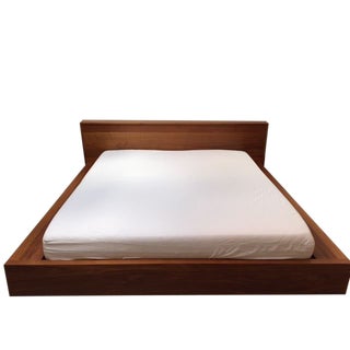 BoConcept Limo Bed in Walnut For Sale