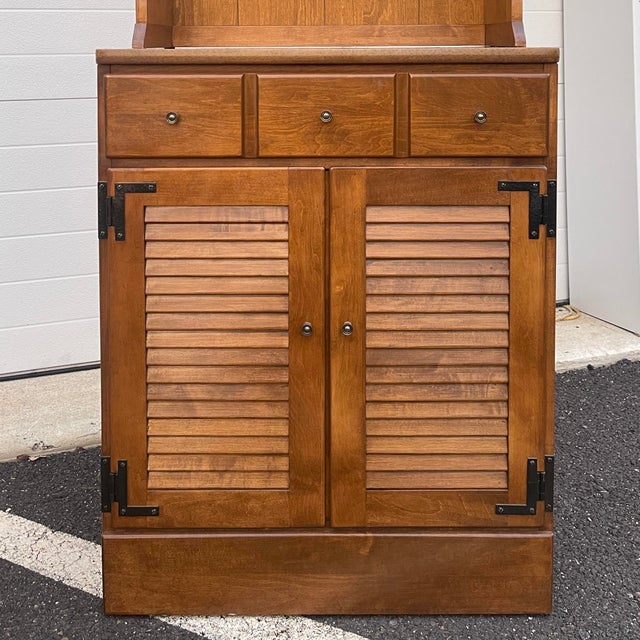 1980s Ethan Allen Heirloom Nutmeg Maple Custom Room Plan 24" Shutter Door Unit With Bookcase Top