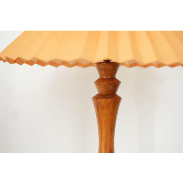 Vintage French Wood Baluster Table Lamps with Pleated Orange Shades, 1960s, Set of 2 For Sale - Image 6 of 13