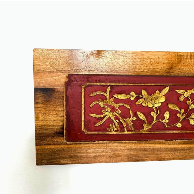 c.1920 Antique Chinese Gilt Lacquered Carved Double Panel – Illuminated Wall Art For Sale - Image 6 of 9