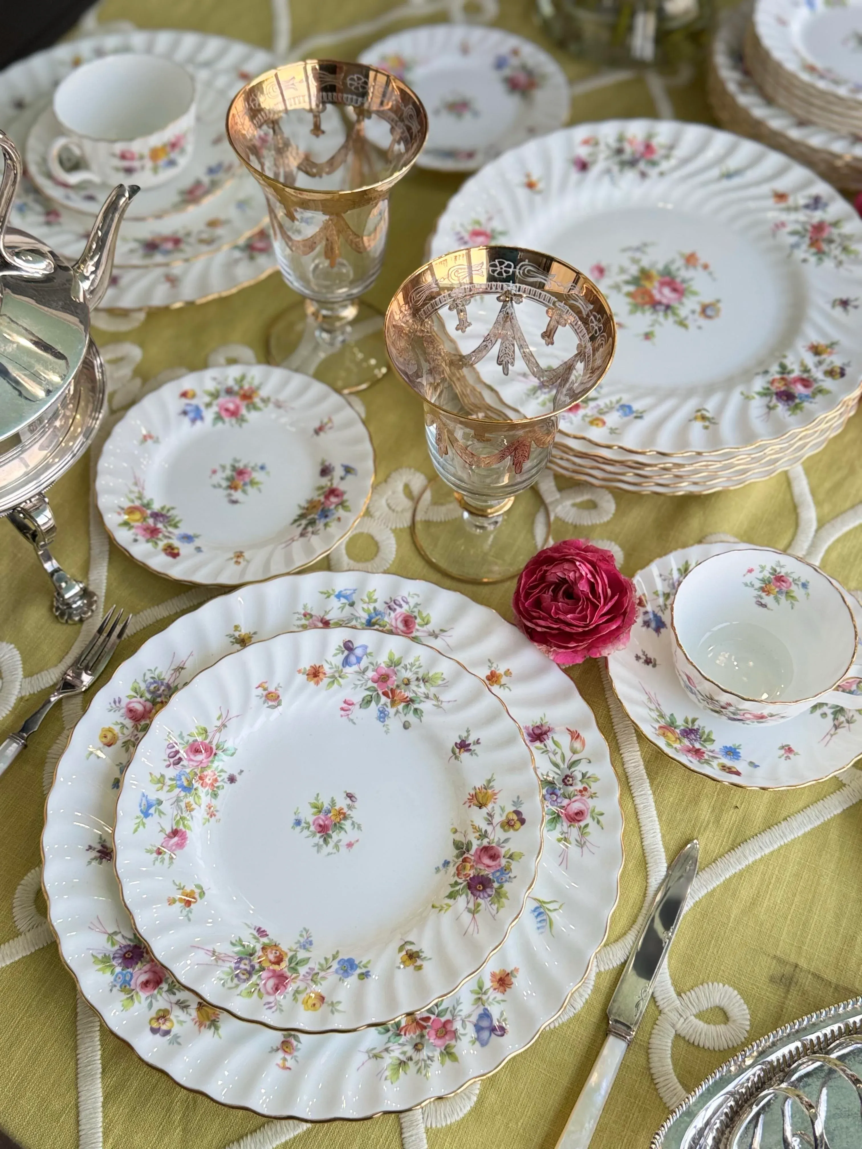 チンターマニストーン100g &ミャンマー産翡翠小皿セット NO.369 1990s Minton “Marlow” Fine Bone China 40-Piece Dinnerware Set