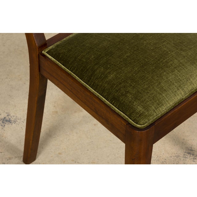 1930s French Art Deco Walnut Dining Chairs in Olive Green Velvet – Set of 10 For Sale - Image 9 of 18