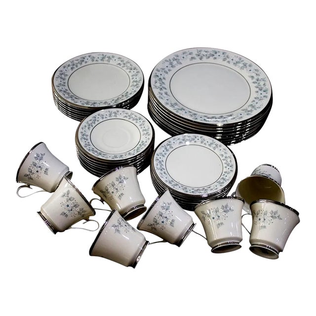 Lenox Windsong China - 40 Pc Set/Service for 8 For Sale