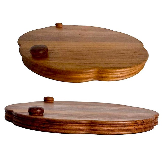Richard Nissen 1960s Danish Teak Wood Scalloped Charcuterie/Carving Board Designed by Richard Nissen For Sale - Image 4 of 9
