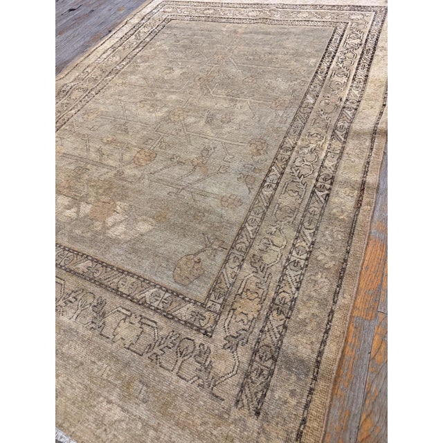 1930s 1930s Antique Geometric Floral Antique Chinese Khotan Knotted Wool Rug For Sale - Image 5 of 7