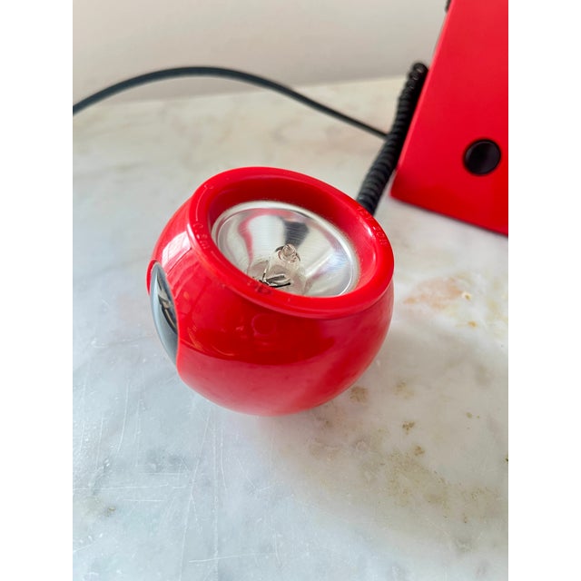 Vintage Space Age Red Magnetic Table Lamp from Brilliant Leuchten AG, Germany, 1980s For Sale - Image 9 of 12