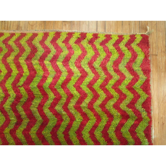 Contemporary Vintage Turkish Tulu Chevron Rug - 4'6" x 6' For Sale - Image 3 of 18