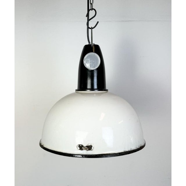Soviet Industrial White Enamel Pendant Lamp, 1960s For Sale - Image 9 of 17