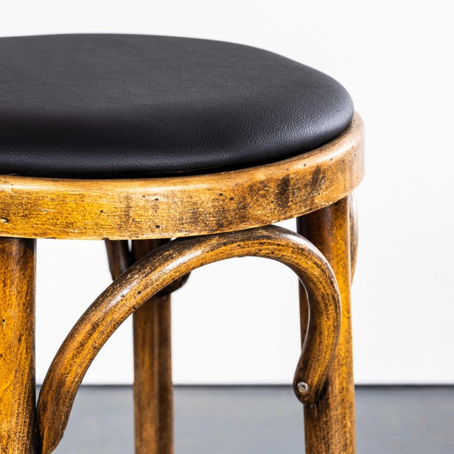 1960s Vintage Oak and Bentwood Bar Stools, 1960s, Set of 6 For Sale - Image 5 of 11