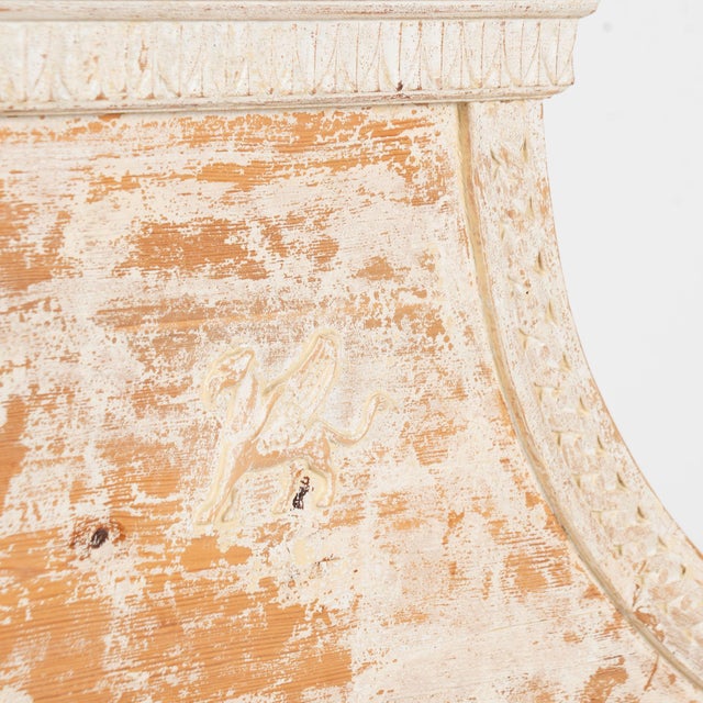 19th Century Swedish Antique White Painted Pine Gustavian Bench With Griffins For Sale - Image 9 of 17