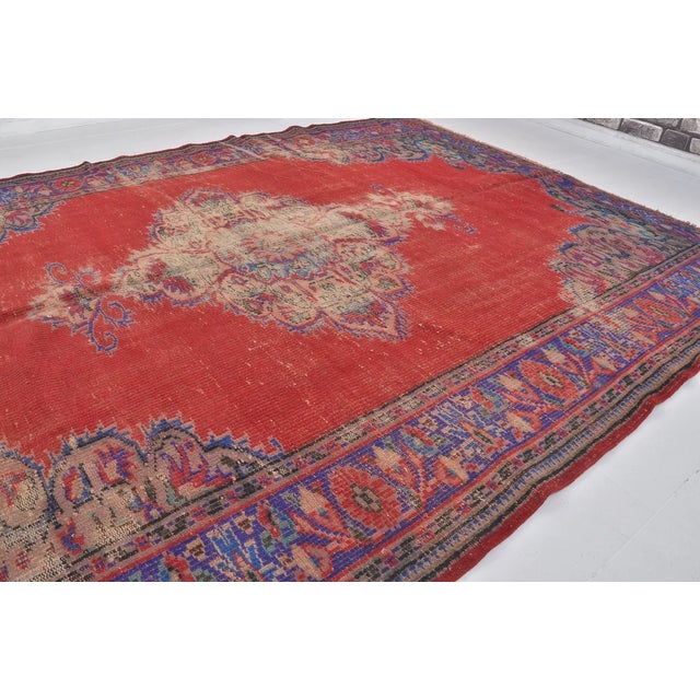 Contemporary Vintage Distressed Red Oushak Rug - Organic Modern Anatolian Medallion Carpet For Sale - Image 3 of 10