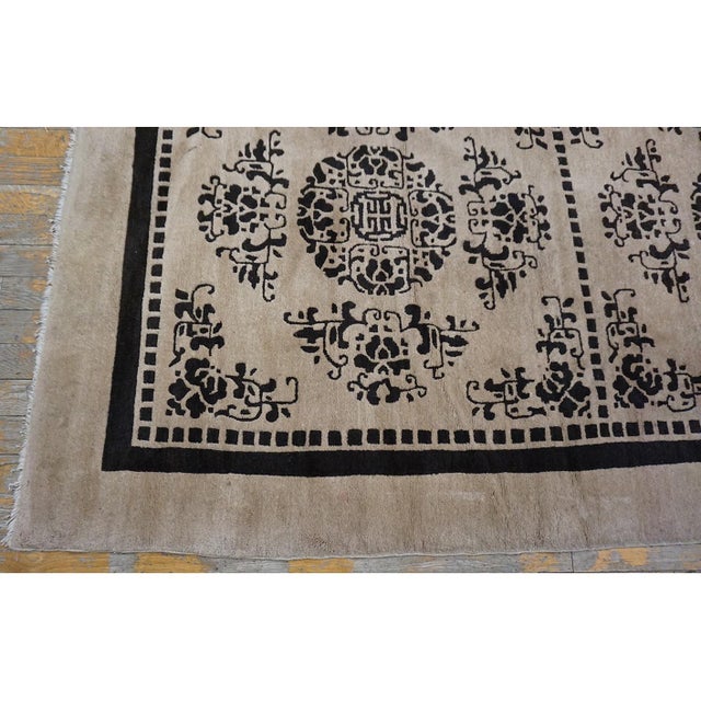 Beige Open Field With Black Diamond Pattern 1890s Antique Chinese Peking Rug For Sale In New York - Image 6 of 9