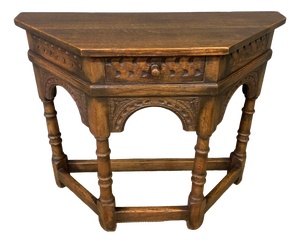 Ipswich Oak Side Table, 1920