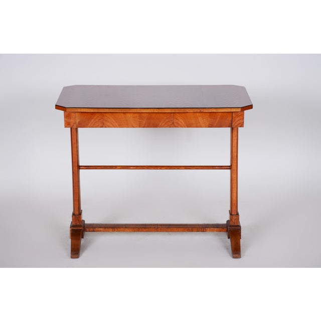 Completely restored. Shellac polish. Material: Ash.