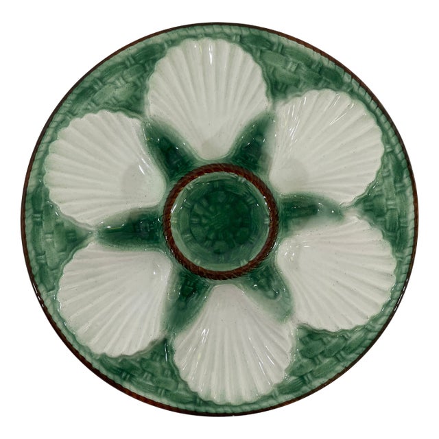 1920s Antique French Longchamp Majolica Green and White Oyster Plate For Sale