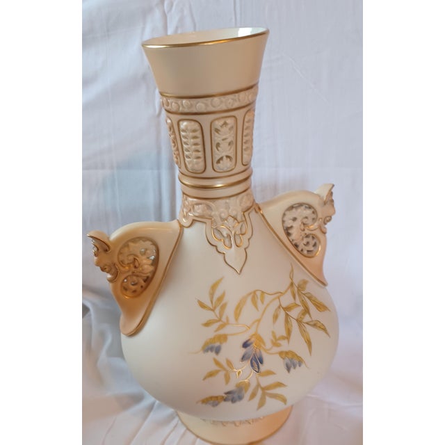 Antique Royal Worcester Porcelain Vase For Sale In Seattle - Image 6 of 8