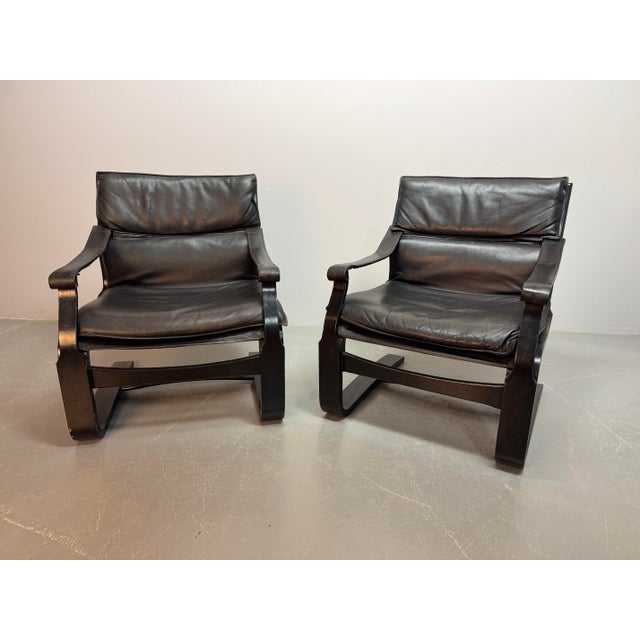 Mid-Century Black Leather Armchairs with Black Lacquered Wooden Frames by Åke Fribytter for Nelo, Sweden, 1970s, Set of 2 For Sale - Image 6 of 13