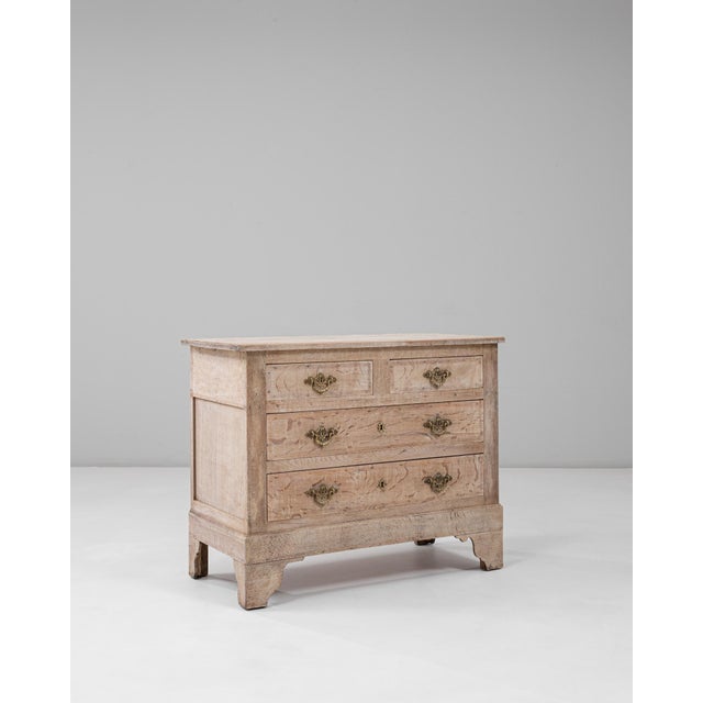 French 1900s French Louis XVI Oak Chest of Drawers For Sale - Image 3 of 18