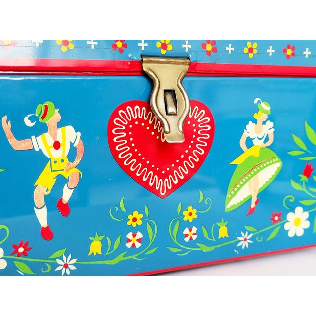 Pink Large Mid-Century Modern Colourful Mikado Tea Tin-Box, 1950s For Sale - Image 8 of 9