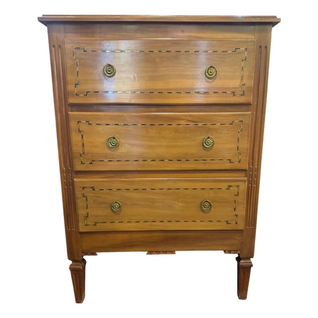 Early 20th Century Louis XVI Chest of Drawers With Inlaid Details For Sale
