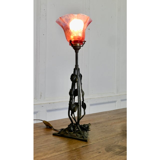 French Iron and Toleware Lamp with Ruby and Gold Leaf Glass Shade, 1890s For Sale - Image 5 of 7