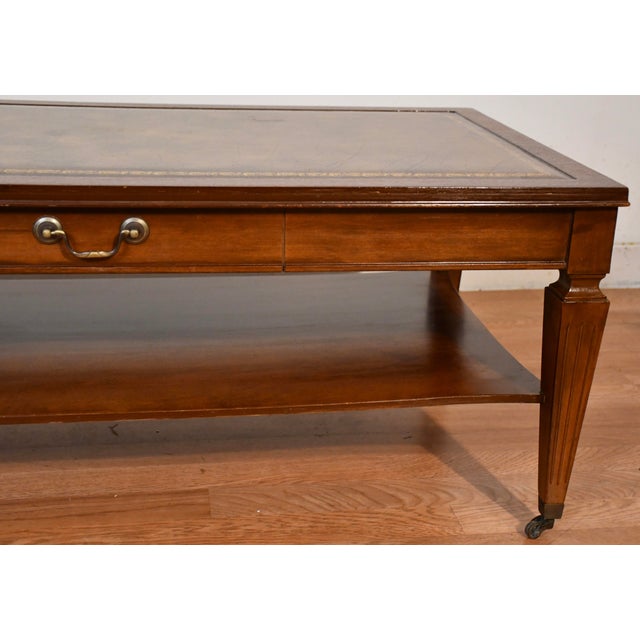 1930s English Regency Mahogany & Leather Top Coffee Table For Sale - Image 6 of 14