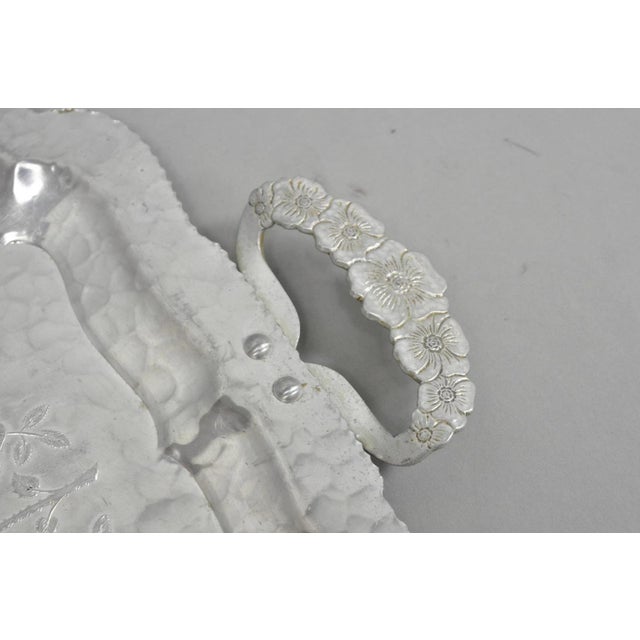 Vintage Victorian Continental Silver Co "Wild Rose" 1055 Hammered Aluminum Tray For Sale - Image 9 of 13