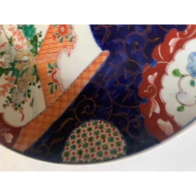 Mid 19th Century Meiji Japanese Porcelain Imari Charger For Sale - Image 10 of 13