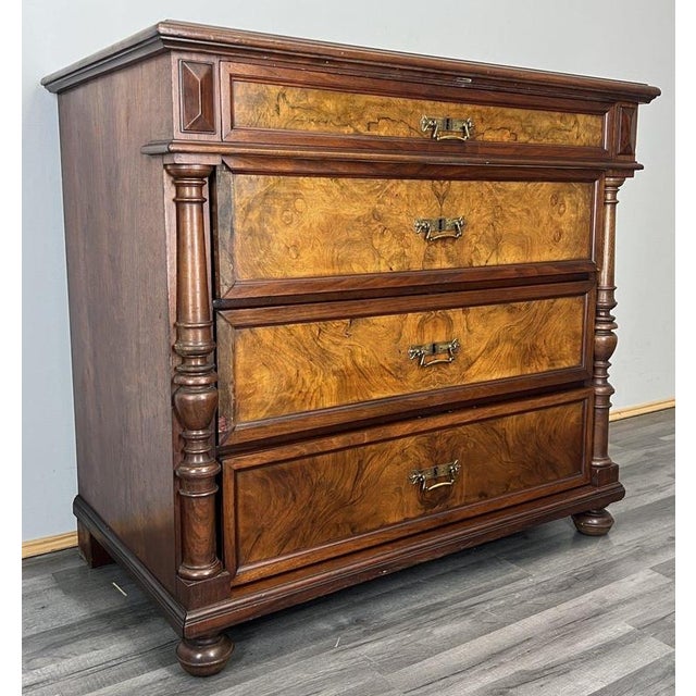 French Burr Chest of 4 Drawers For Sale - Image 5 of 16