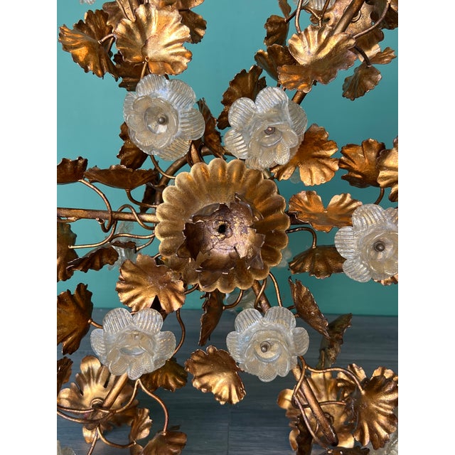 1960s Hollywood Regency Gilt Metal and Glass Roses Chandelier, Italy For Sale - Image 18 of 18