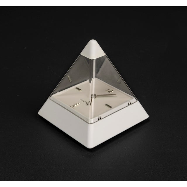 Gold Pyramid Clock by Hidekatsu Nomizu for Tochigi Tokei, 1989 For Sale - Image 8 of 17