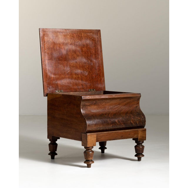 19th Century France Victorian Brown Wood Trunks & Blanket Chests For Sale - Image 9 of 11