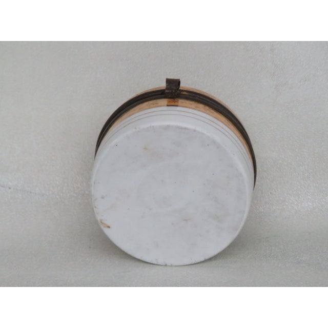 Mid 20th Century Porcelain Hand Painted Neoclassical Cameo Trinket Jewelry Box For Sale - Image 5 of 12