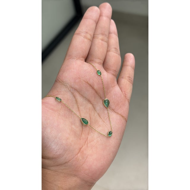 3.4Carat Natural Zambian Emerald Station Bezel Necklace in 14k Yellow Gold For Sale In New York - Image 6 of 17