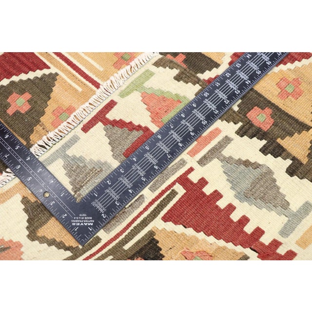 Late 20th Century Vintage Persian Shiraz Kilim Rug - 02'11 X 04'11 For Sale - Image 5 of 9