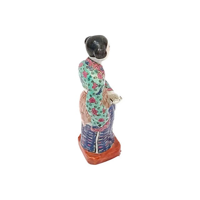 Chinese 20th Century Chinese Porcelain Woman Figurine For Sale - Image 3 of 7