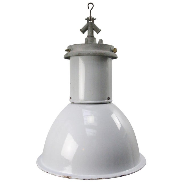 Vintage Industrial British Gray Enamel Pedant Light, 1950s For Sale - Image 6 of 6