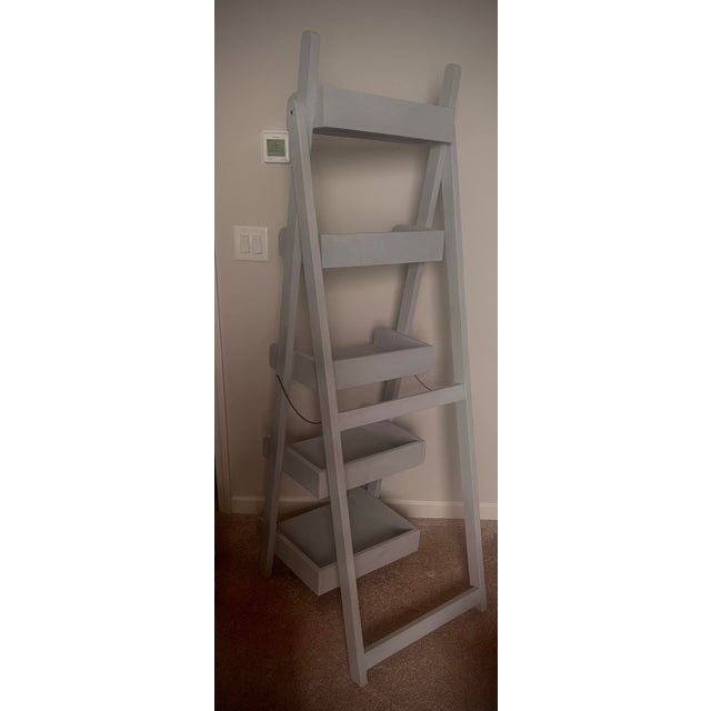 Traditional Vintage Unique and Functional 5 Shelf Distressed Solid Wood Display Ladder For Sale - Image 3 of 6