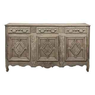 18th Century Country French Louis XIII Buffet in Stripped Oak For Sale