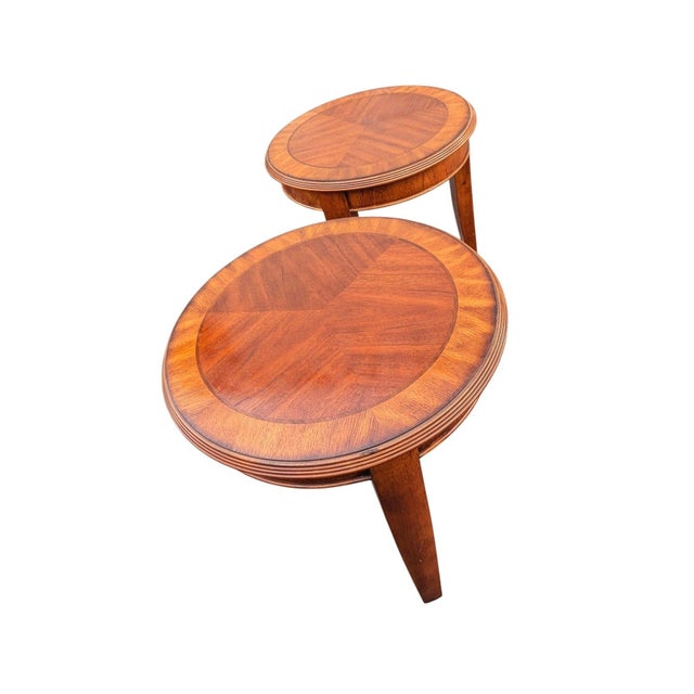 Mid-Century Modern Vintage Pair of Round Cherry Wood End Tables Tapered Legs For Sale - Image 3 of 7