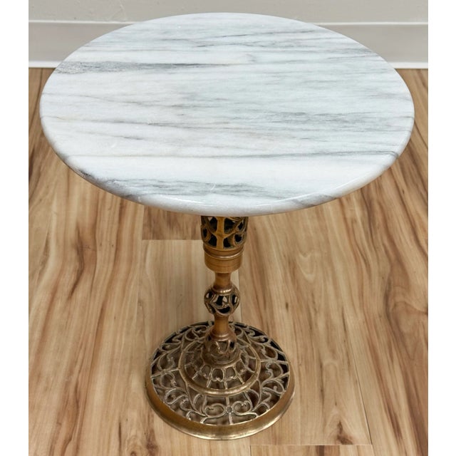 French Vintage French Style Marble Top Brass Filigree Base Table For Sale - Image 3 of 6