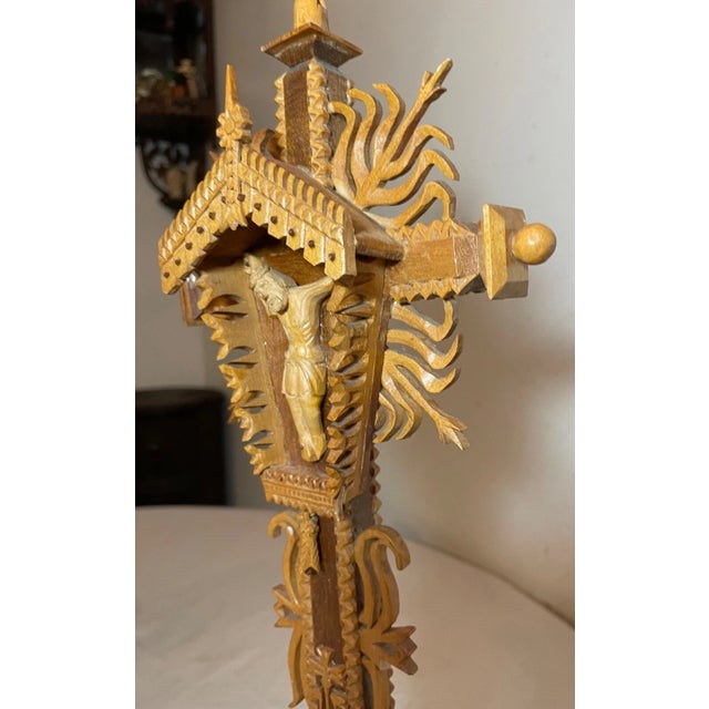 Vintage Hand Carved Wood Tramp Art Style Religious Altar Crucifix Altar Cross For Sale - Image 9 of 17