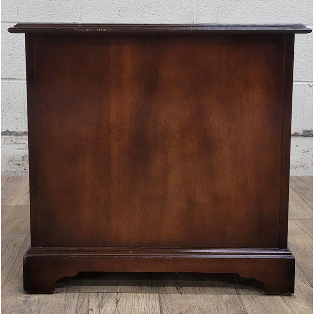 Vintage Georgian Style Chippendale Mahogany Banded Satinwood Side Chest of Drawers For Sale - Image 11 of 11