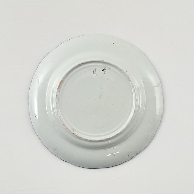 Faïence Plate With Joan of Arc, France, 19th Century For Sale In San Francisco - Image 6 of 7