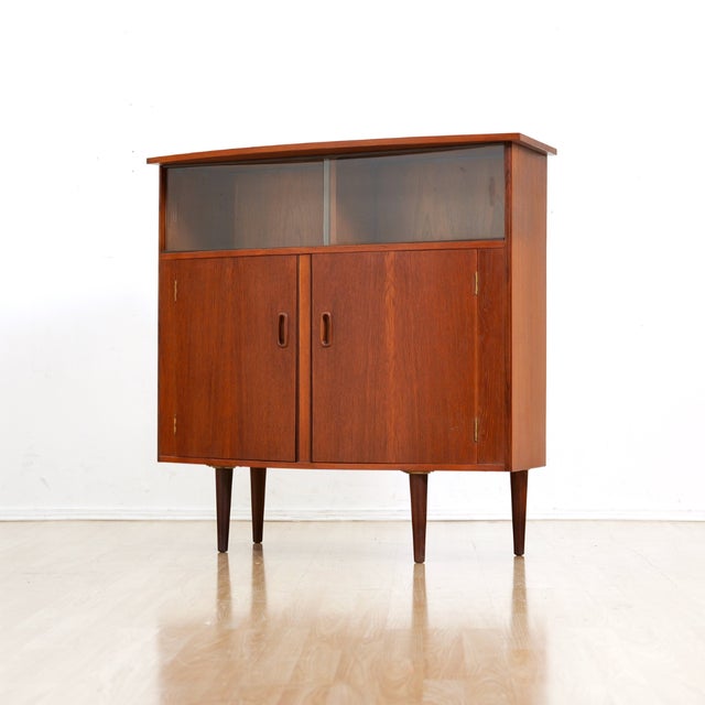 Mid Century Danish Teak Curved Corner Bar Drinks Cabinet For Sale - Image 4 of 12