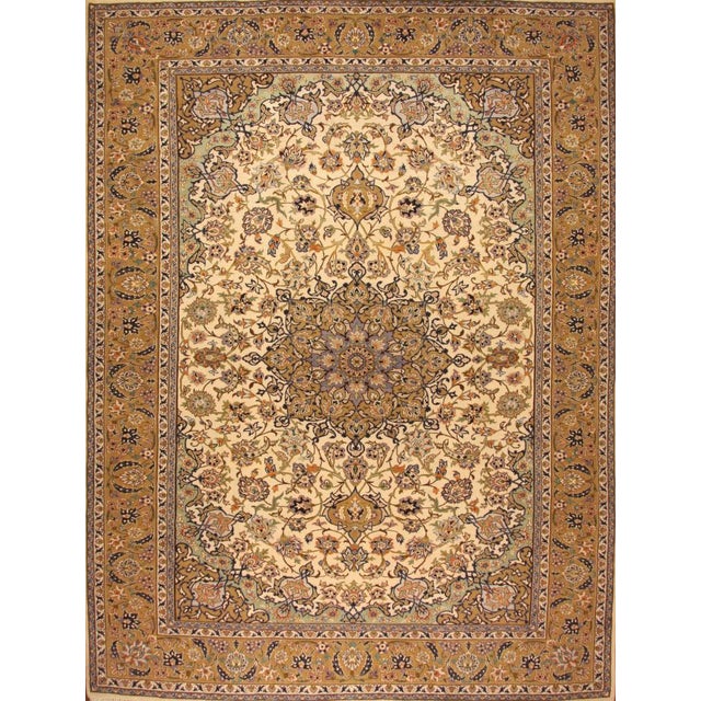 Middle Eastern Hand-Knotted Rug For Sale - Image 11 of 11