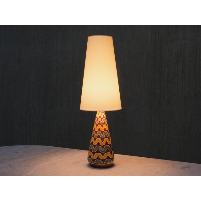 Cream Vintage Ceramic Table Lamp with Zig Zag Pattern by Rigmor Nielsen for Søholm, Denmark, 1960s For Sale - Image 8 of 10