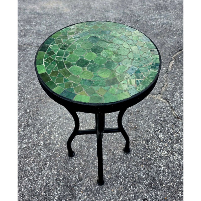 14" Mini Moroccan Mosaic Accent Table – Tamegroute Green Tile Top For Sale In Orlando - Image 6 of 11