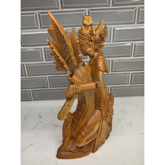 1980s Late 20th-Century Balinese Modernist Rama & Sita – 11.5-Inch Wood Carving [User] For Sale - Image 5 of 12